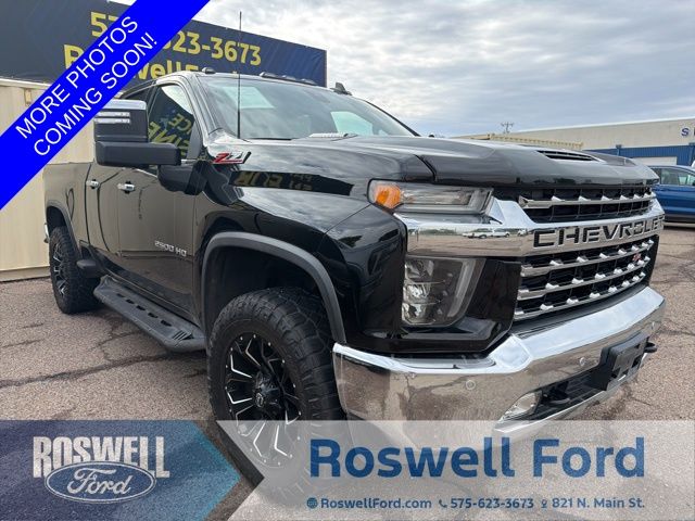 2022 Chevrolet Silverado HD LTZ 4WD Double Cab Standard Box's photo
