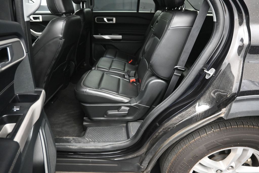 2023 Ford Explorer XLT - Photo 11