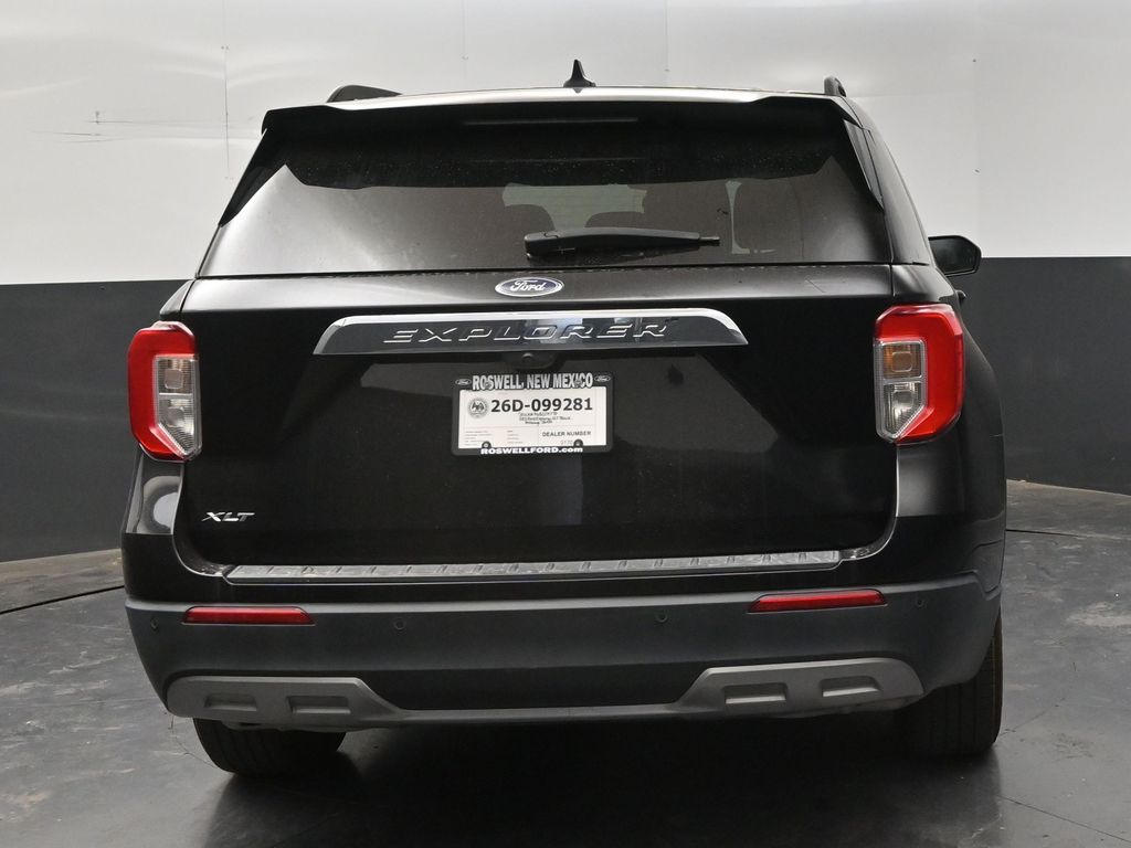 2023 Ford Explorer XLT - Photo 8