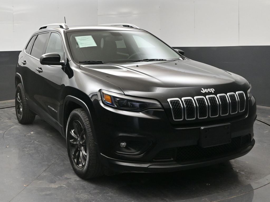 Used 2019 Jeep Cherokee Latitude with VIN 1C4PJLCX4KD373365 for sale in Roswell, NM