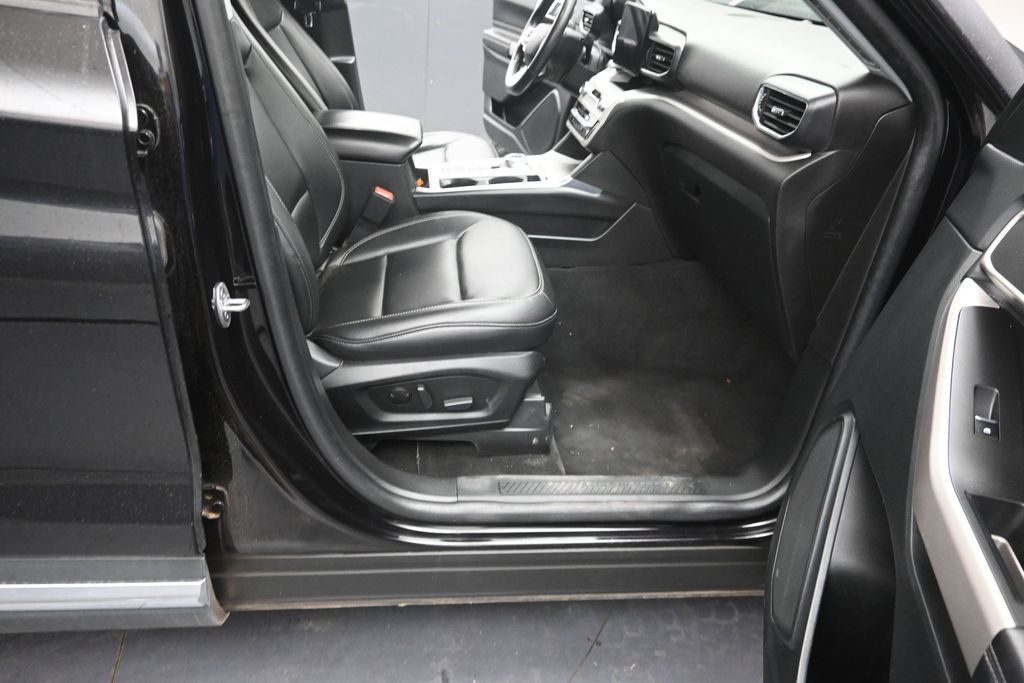 2023 Ford Explorer XLT - Photo 20
