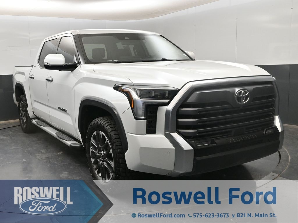 2023 Toyota Tundra Limited's photo