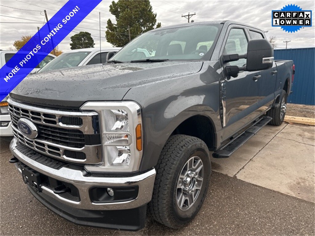 2025 Ford F-250 photo 2