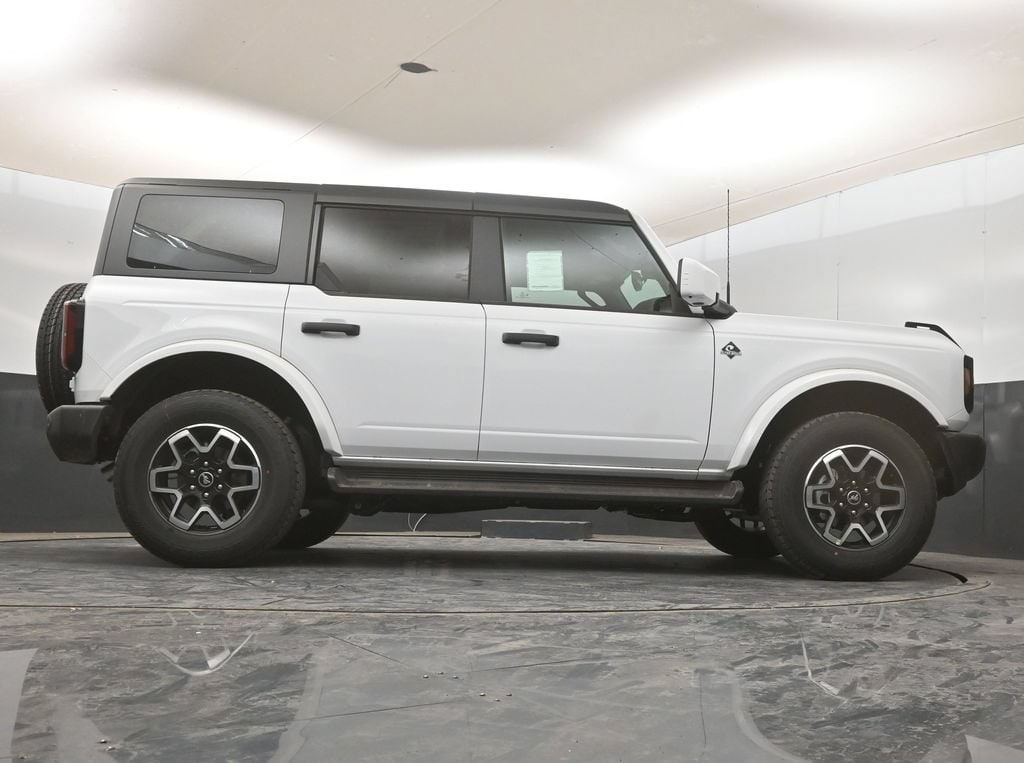 2026 Ford Bronco 4-Door Outer Banks - Photo 30