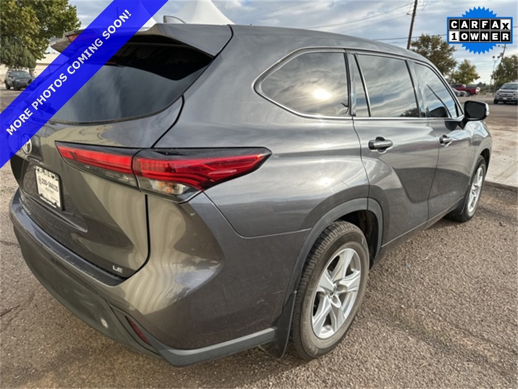 Used 2021 Toyota Highlander LE SUV