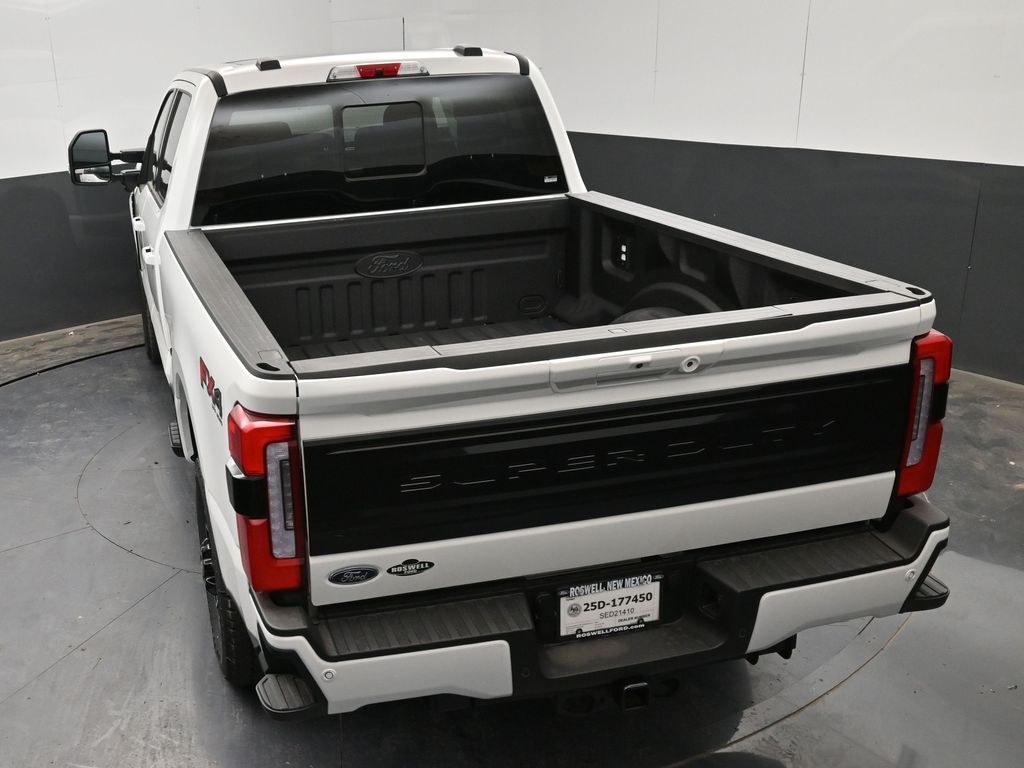 2025 Ford F-250 Super Duty Platinum - Photo 37