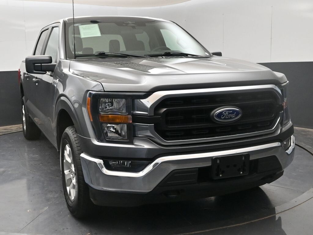 2023 Ford F-150 XLT photo 2