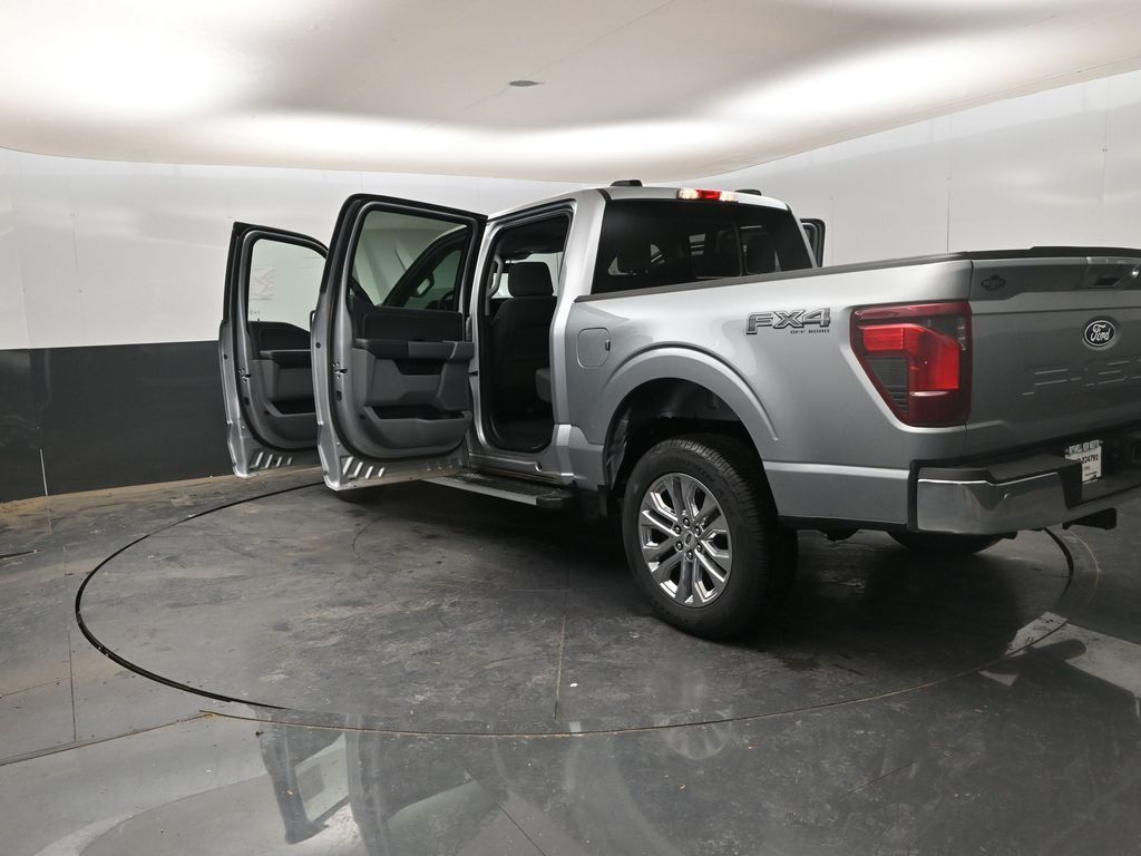 2025 Ford F-150 XLT - Photo 39