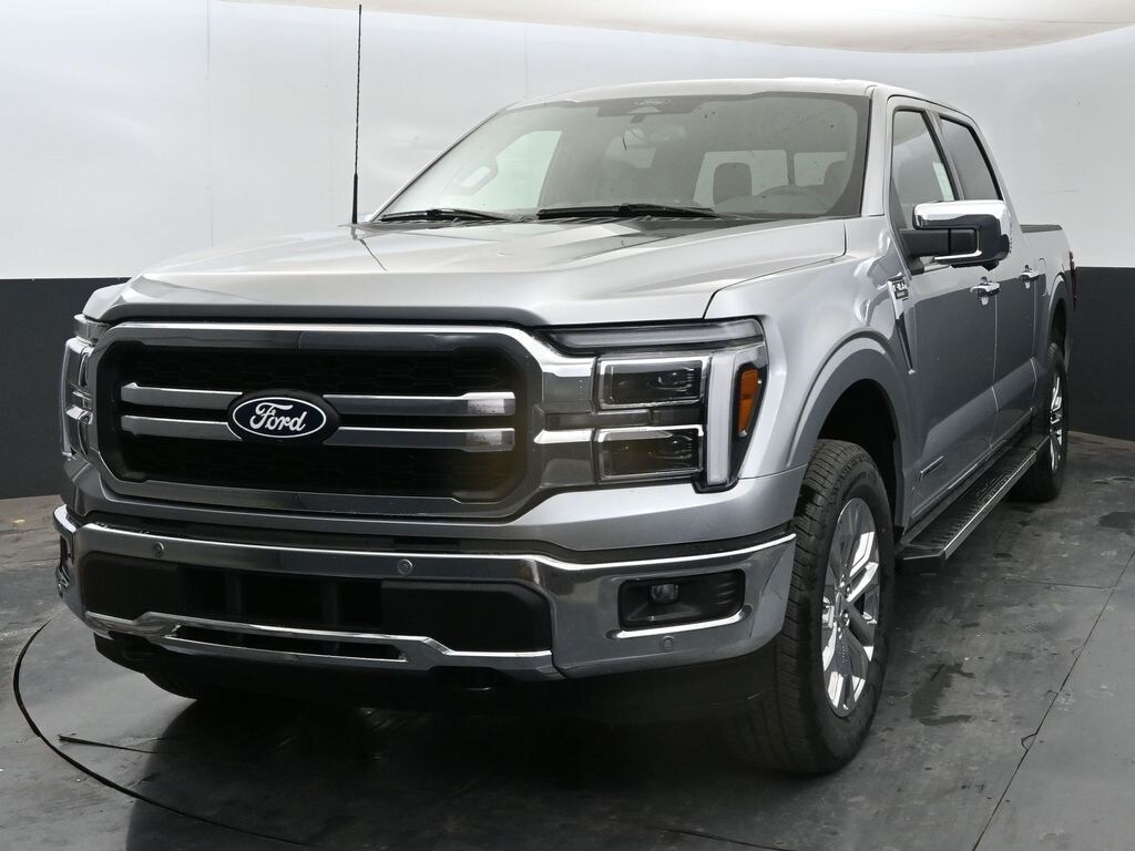 2025 Ford F-150 Lariat photo 3