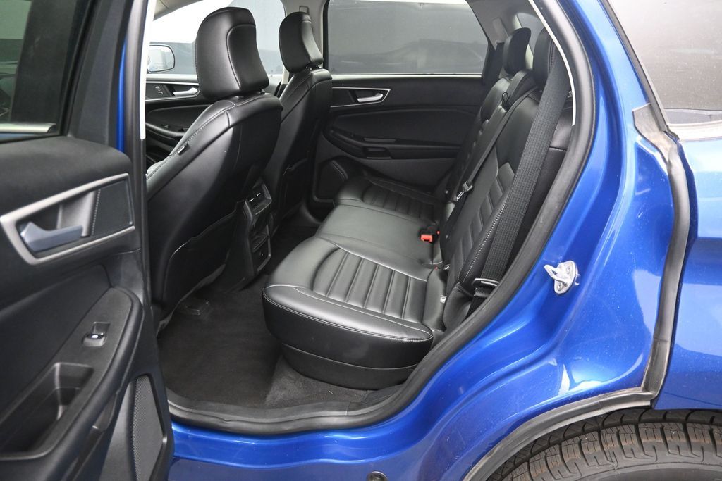 2024 Ford Edge SEL - Photo 11