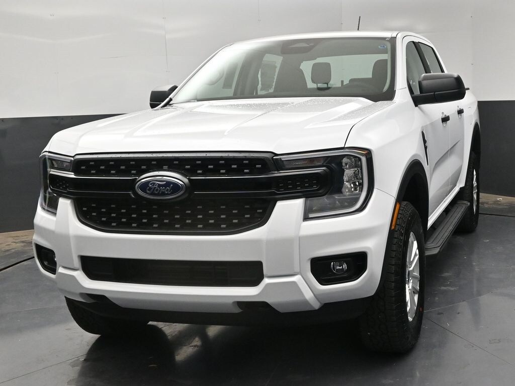 2025 Ford Ranger XL photo 2