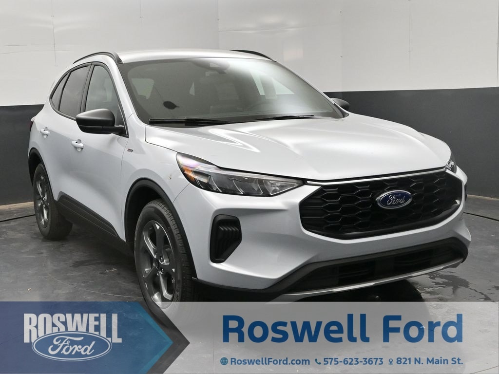 2026 Ford Escape ST-Line's photo