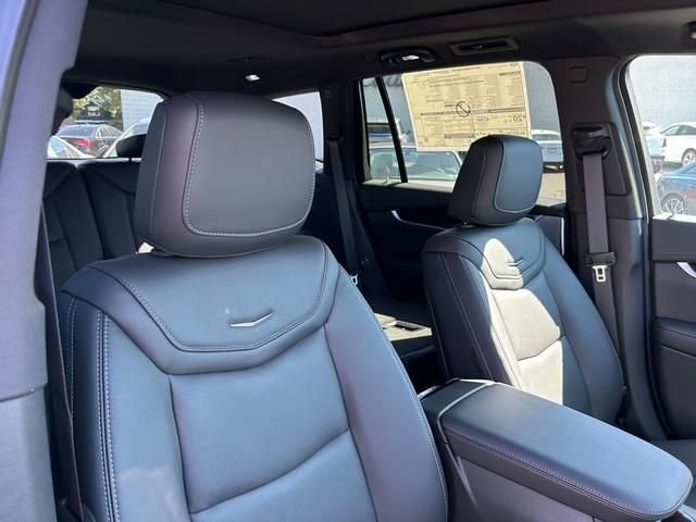 2025 Cadillac XT6 Premium Luxury - Photo 26
