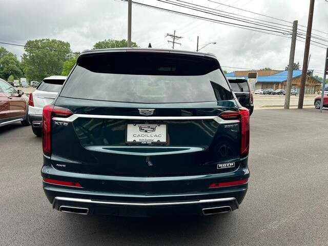 2024 Cadillac XT6 Luxury photo 3