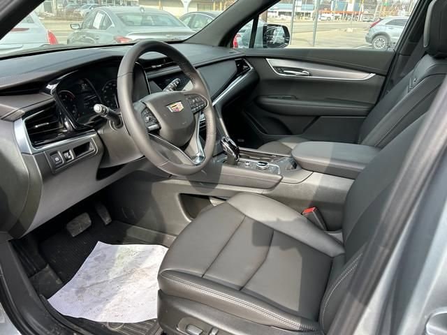 2025 Cadillac XT6 Luxury - Photo 10
