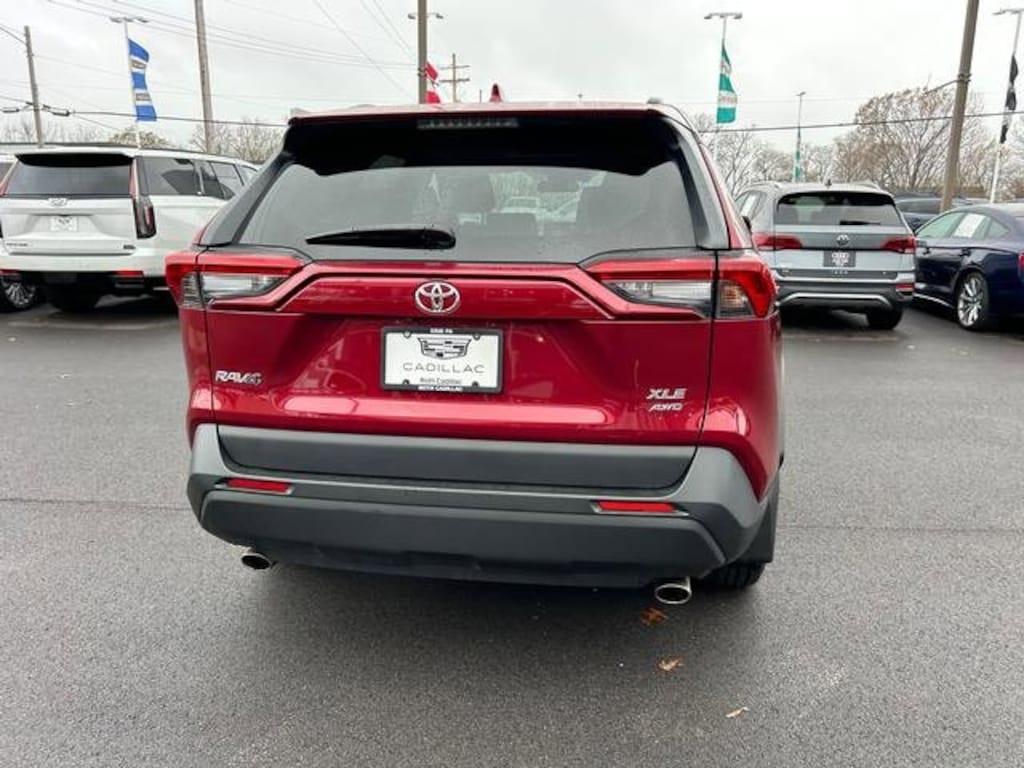 Used 2022 Toyota RAV4 XLE