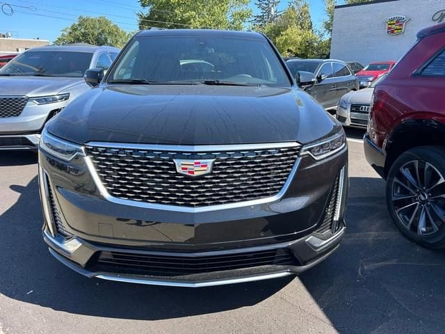 2025 Cadillac XT6 Premium Luxury - Photo 8