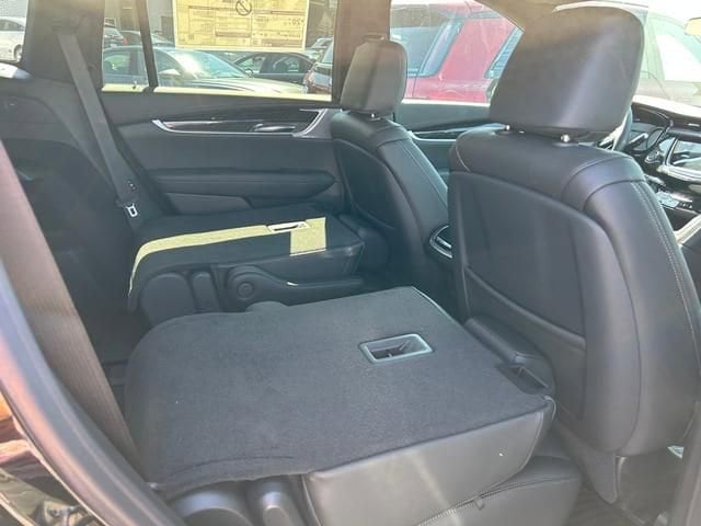 2025 Cadillac XT6 Premium Luxury - Photo 23