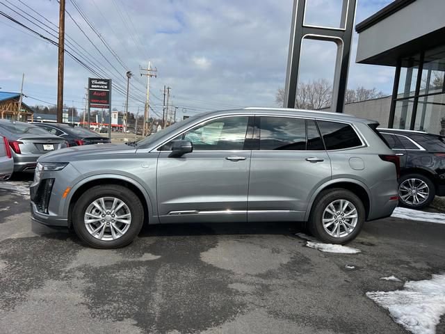 2025 Cadillac XT6 Luxury - Photo 6