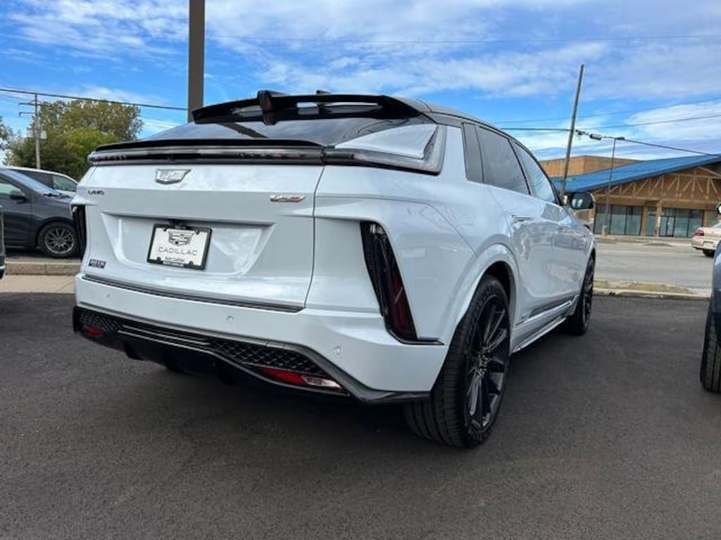 New 2026 CADILLAC LYRIQ V-Series Premium SUV