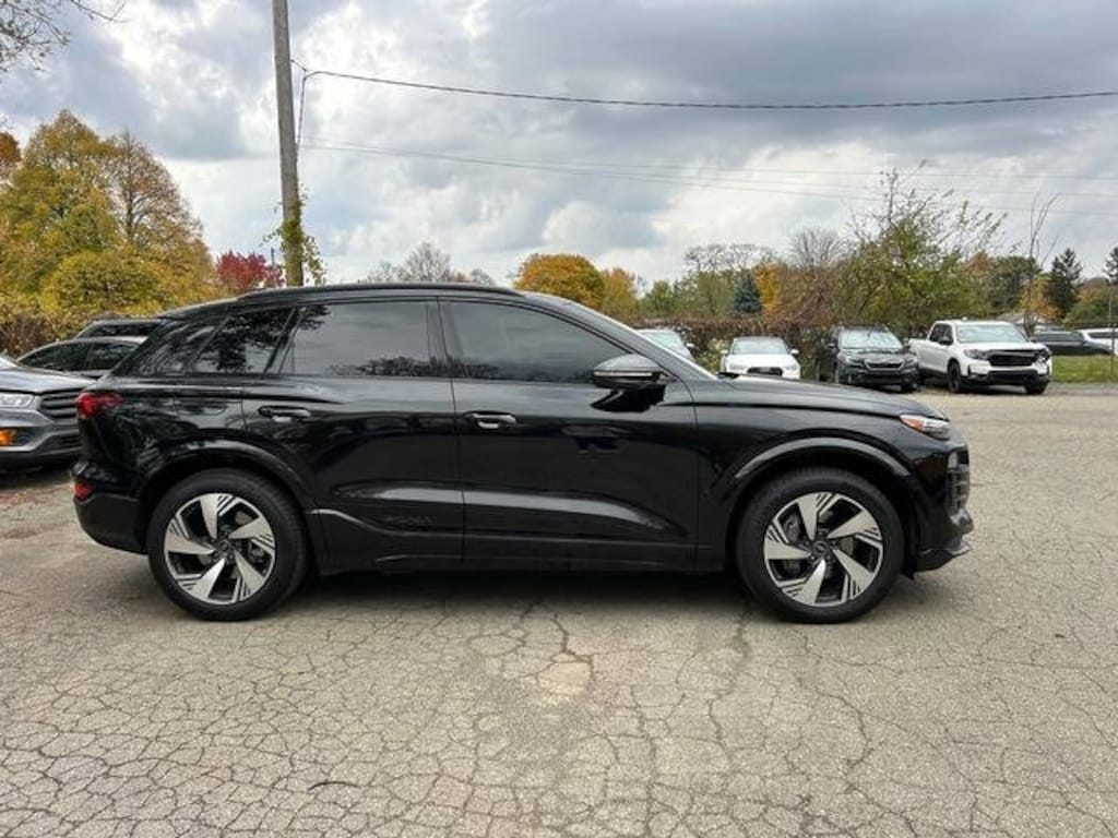 Used 2025 Audi Q6 e-tron Premium Plus