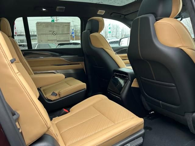 2025 Cadillac Escalade IQ Sport 2 - Photo 23