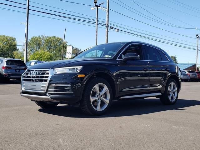 2020 Audi Q5 Premium photo 2