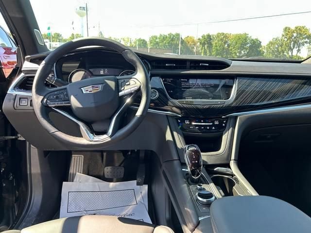 2025 Cadillac XT6 Premium Luxury - Photo 13