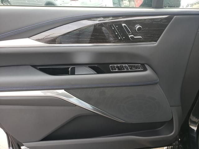 2026 Cadillac Escalade IQ Luxury - Photo 11
