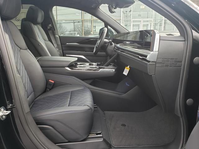 2026 Cadillac Escalade IQ Luxury - Photo 18