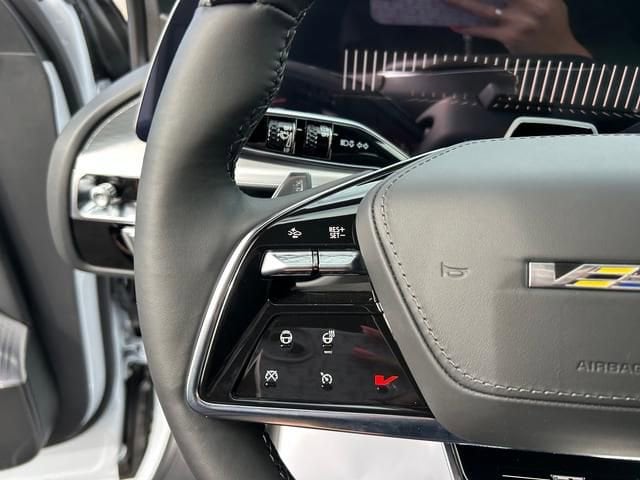 2026 Cadillac LYRIQ V Premium - Photo 19