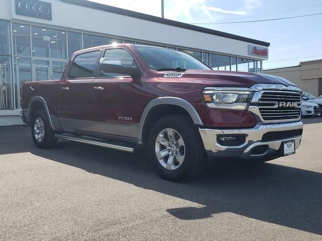 2019 RAM 1500 Laramie 4x4 Crew Cab 5'7's photo