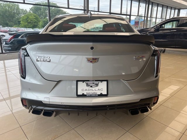 2024 Cadillac CT4 Blackwing photo 4