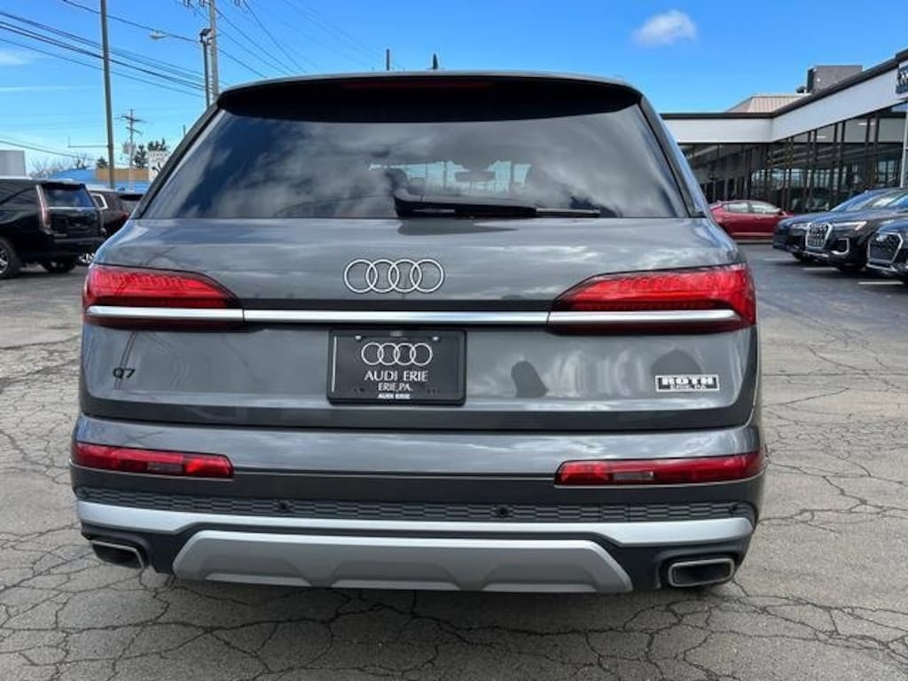 Used 2025 Audi Q7 Premium Plus