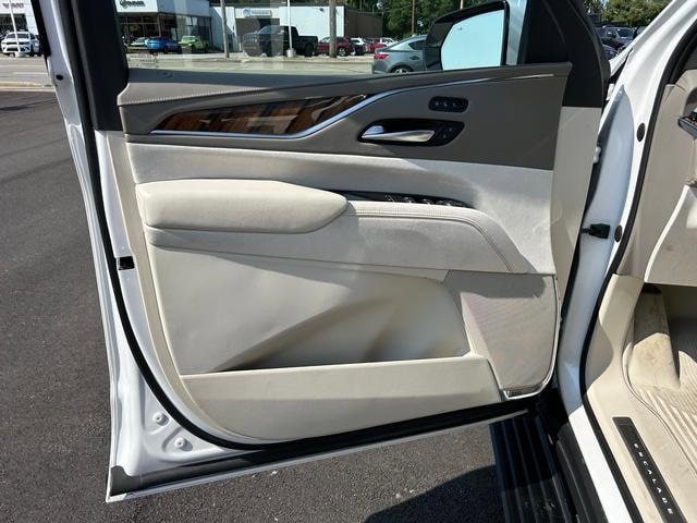 Image of 2023 CADILLAC Escalade Sport Platinum SUV