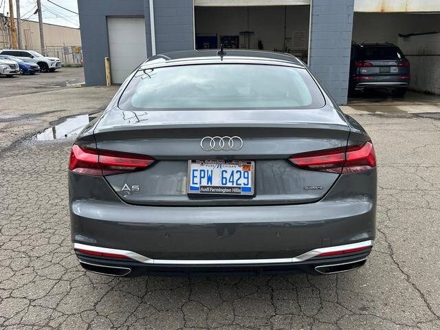 2022 Audi A5 S line Quattro Prestige photo 4