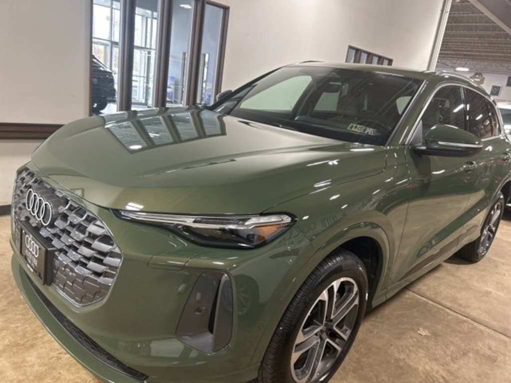 Used 2025 Audi Q5 Premium Plus