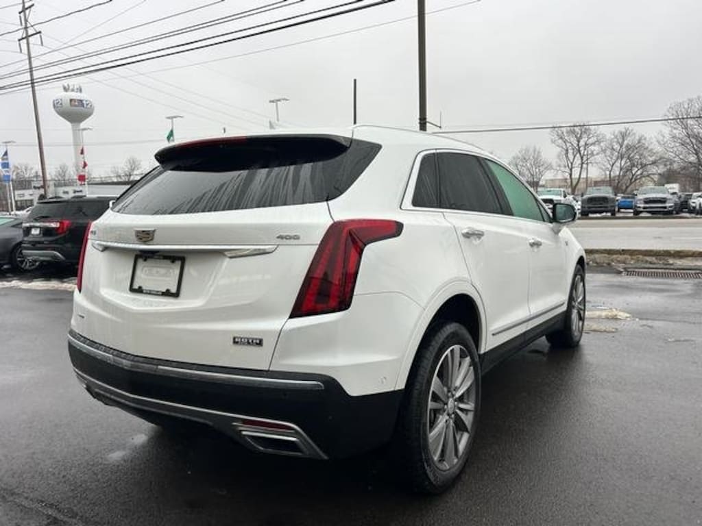 Used 2021 CADILLAC XT5 Premium Luxury SUV