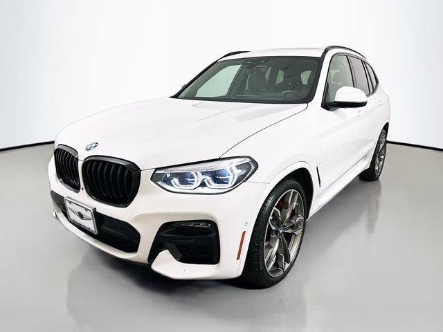2021 BMW X3 40i's photo