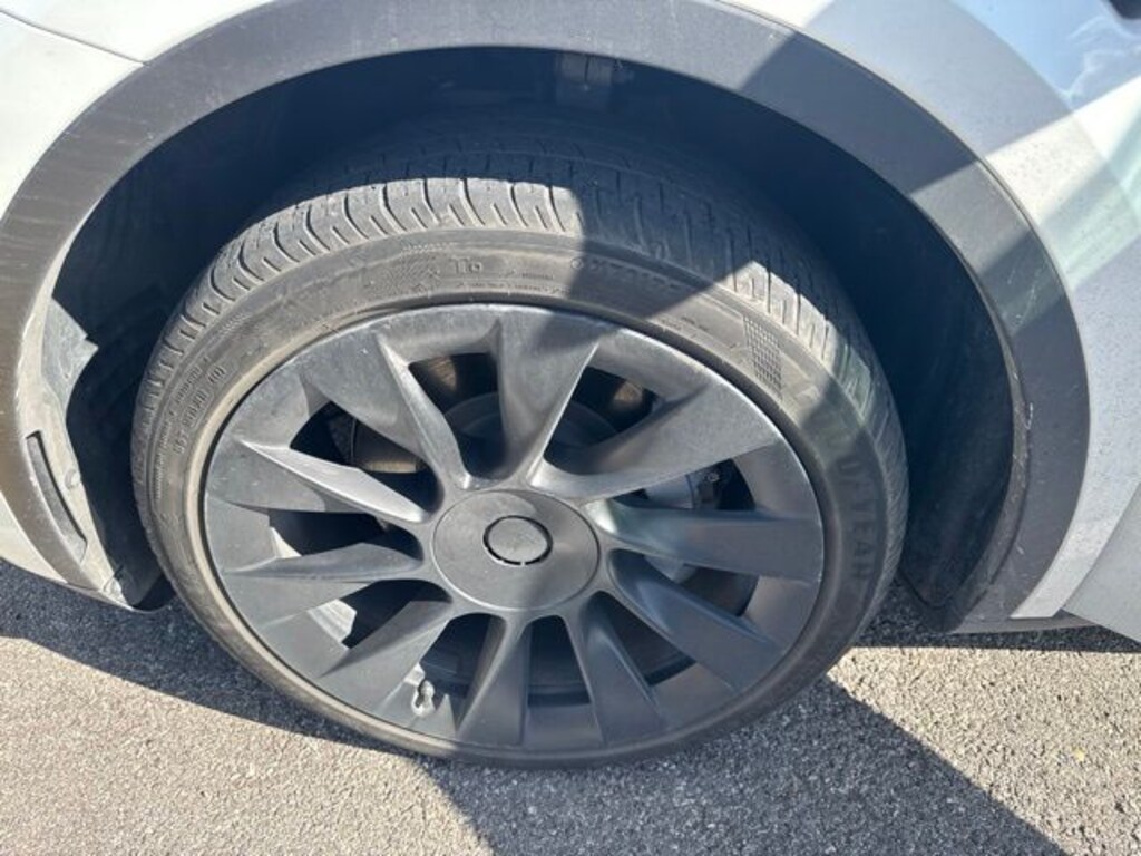 Used 2023 Tesla Model Y Standard Range SUV