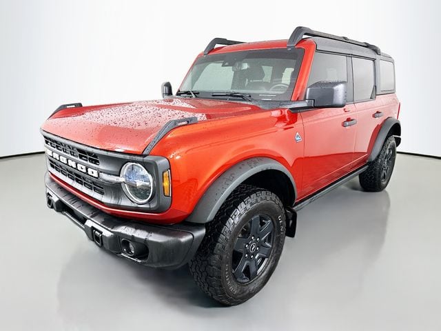 2022 Ford Bronco 4-Door Black Diamond