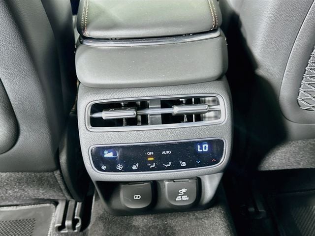 2026 GENESIS GV70 Sport Prestige - Photo 18