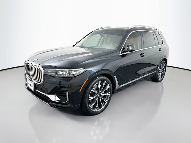 2021 BMW X7 xDrive40i's photo