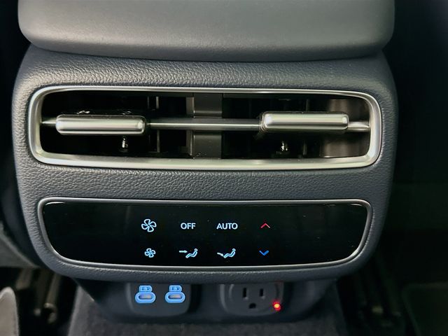 2026 GENESIS GV70 Sport Prestige - Photo 18