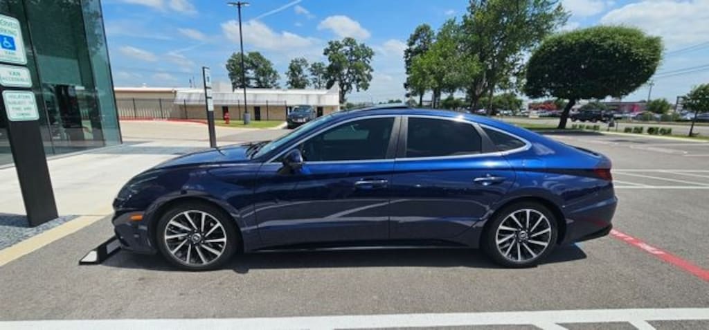 Used 2022 Hyundai Sonata Limited Sedan
