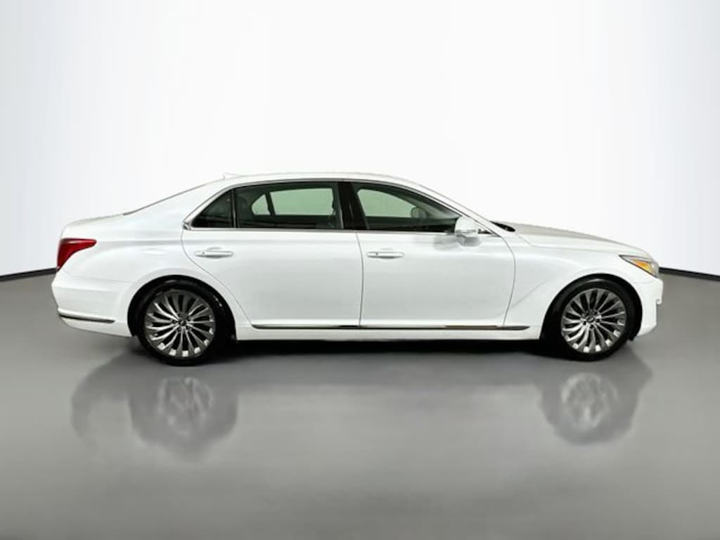 Used 2018 Genesis G90 3.3T Premium Sedan