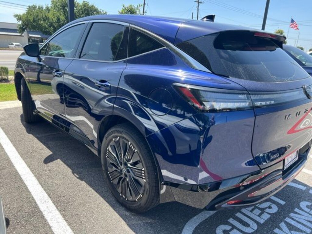 Used 2025 Nissan Murano Platinum SUV