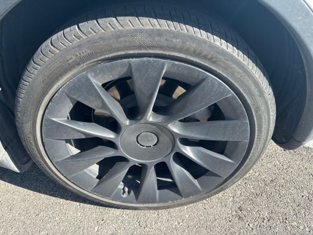 Used 2023 Tesla Model Y Standard Range SUV