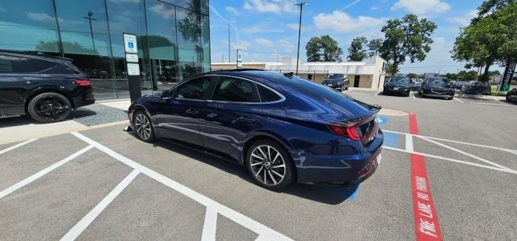Used 2022 Hyundai Sonata Limited Sedan