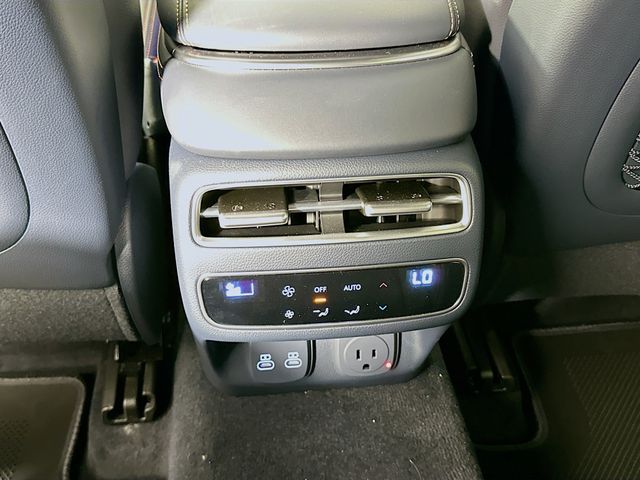 2026 GENESIS GV70 Sport Prestige - Photo 18